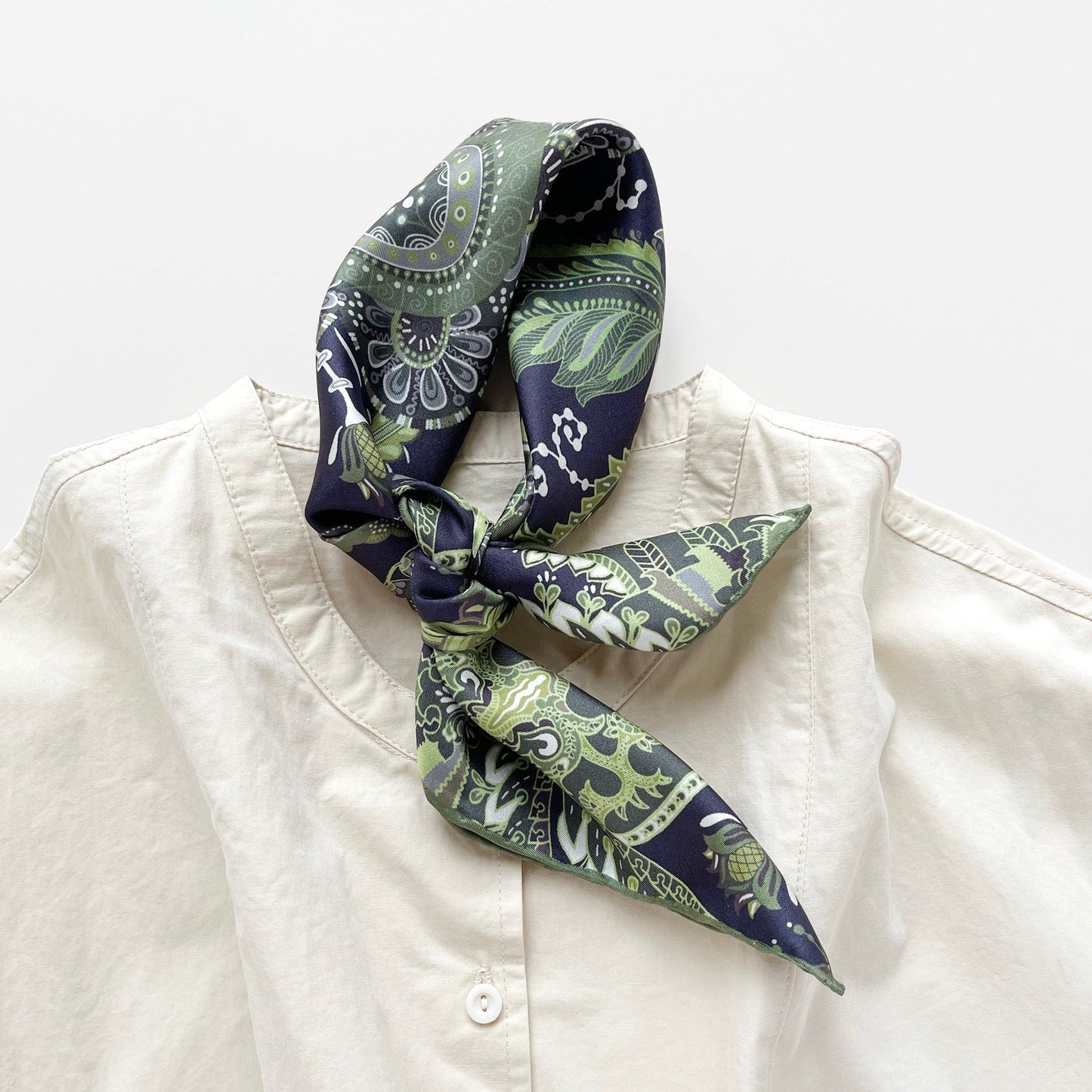 Forest Green Paisley Silk Scarf - 53cm Double-Sided Print Unisex Bandana