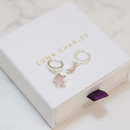 Créoles Joni en argent sterling 925 avec pendentifs étoile et lune en quartz rose