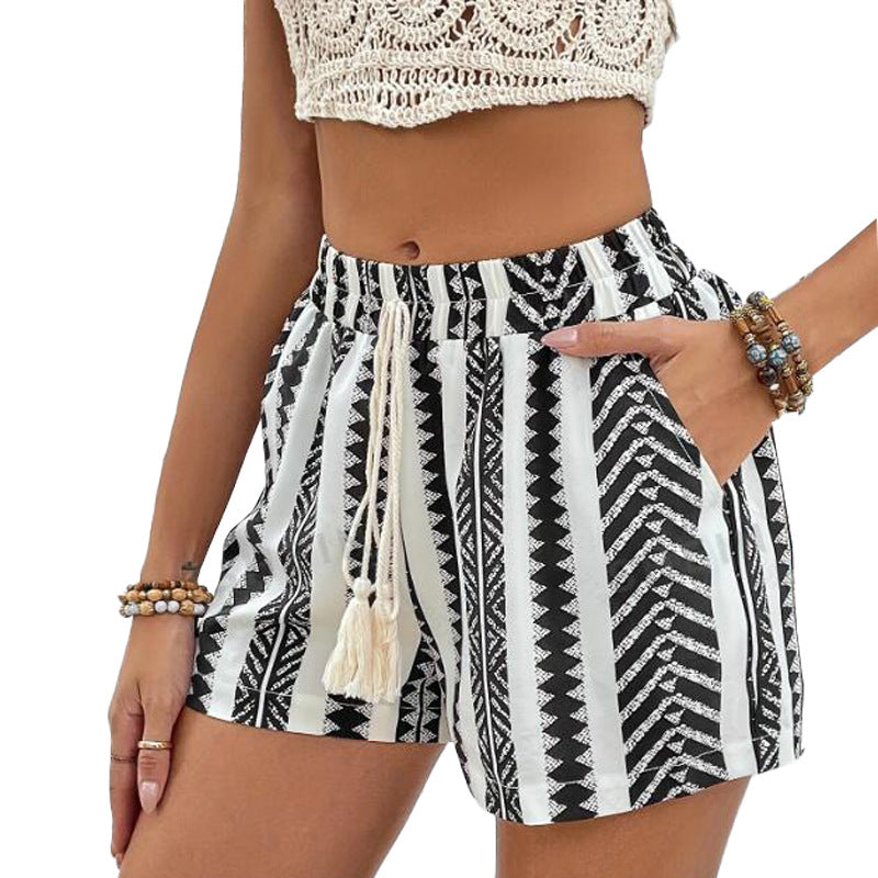 Short élégant en dentelle à nouer pour femme