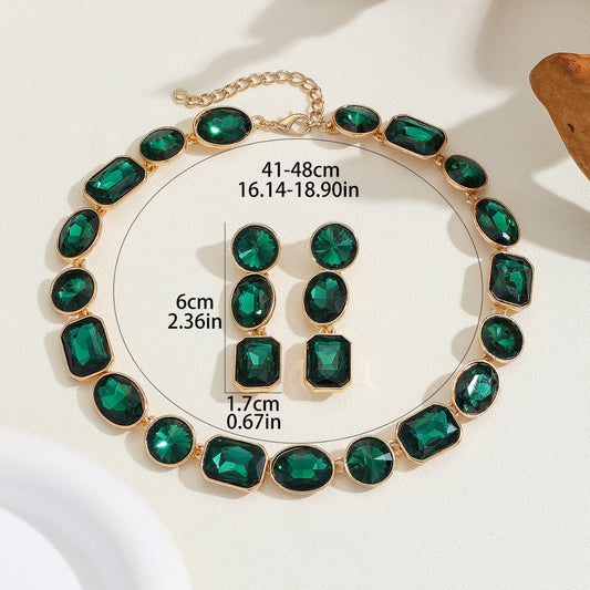 Collier de luxe pour femme avec cristaux brillants et pierres colorées, style antique