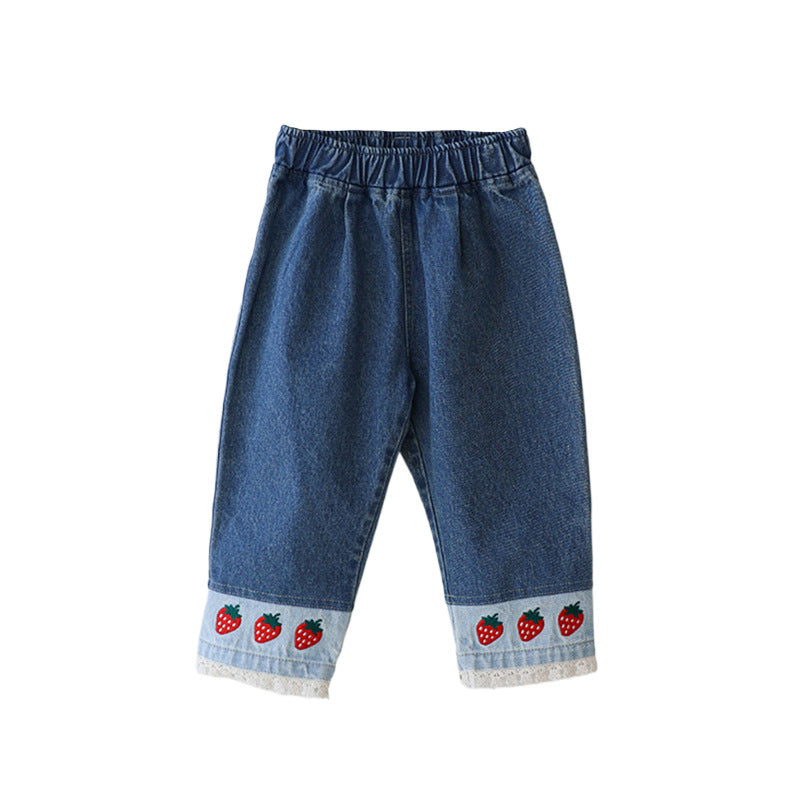 Sweet Lace Patchwork Embroidered Casual Jeans