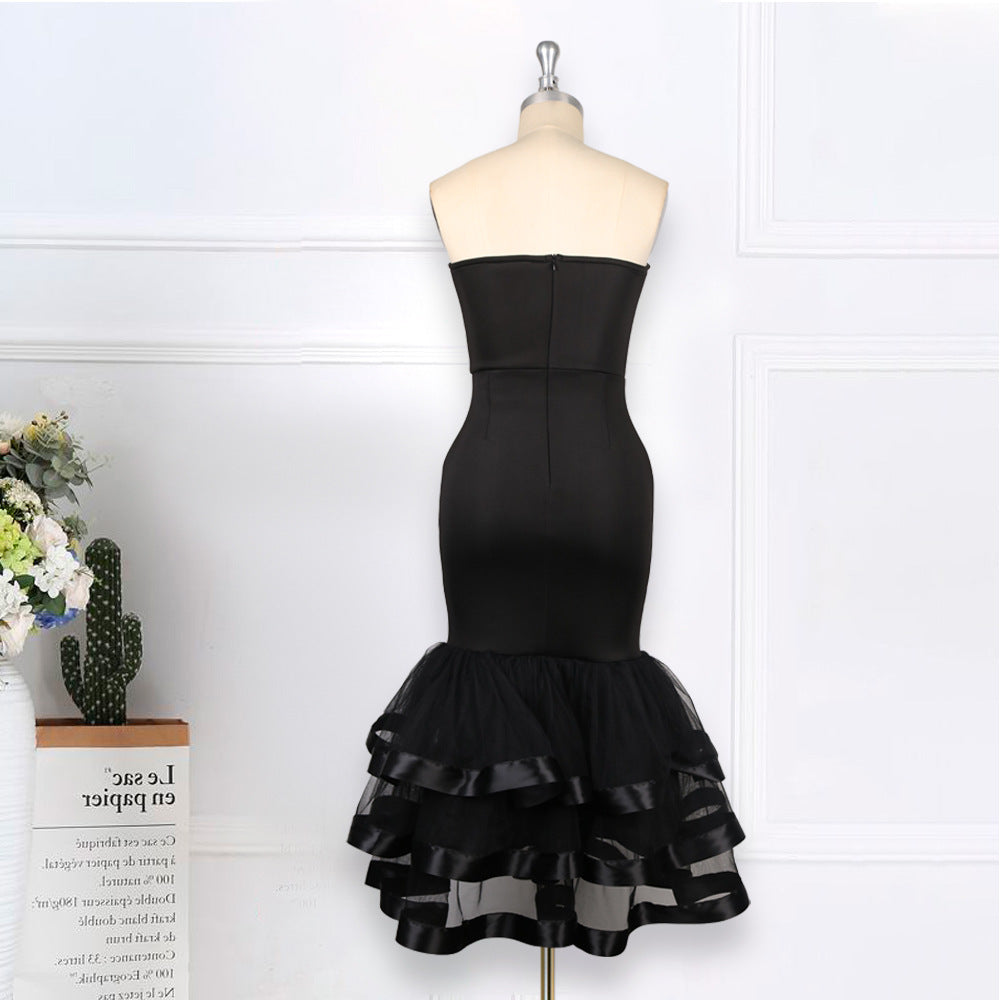 Robe de soirée moulante tube taille haute avec empiècements en maille