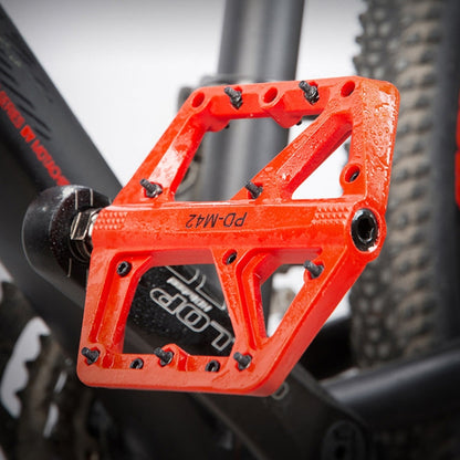 Pédales de VTT PROMEND PD-M42 en nylon avec roulements à haute vitesse (1 paire, rouges)