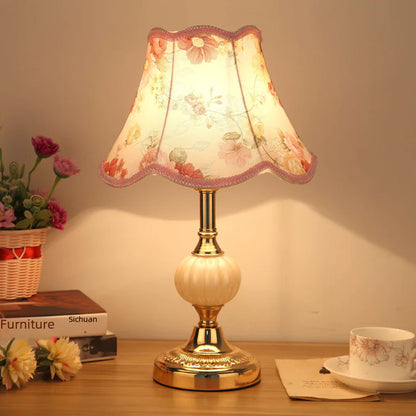 European Minimalist Glass Table Lamp - Vintage Style