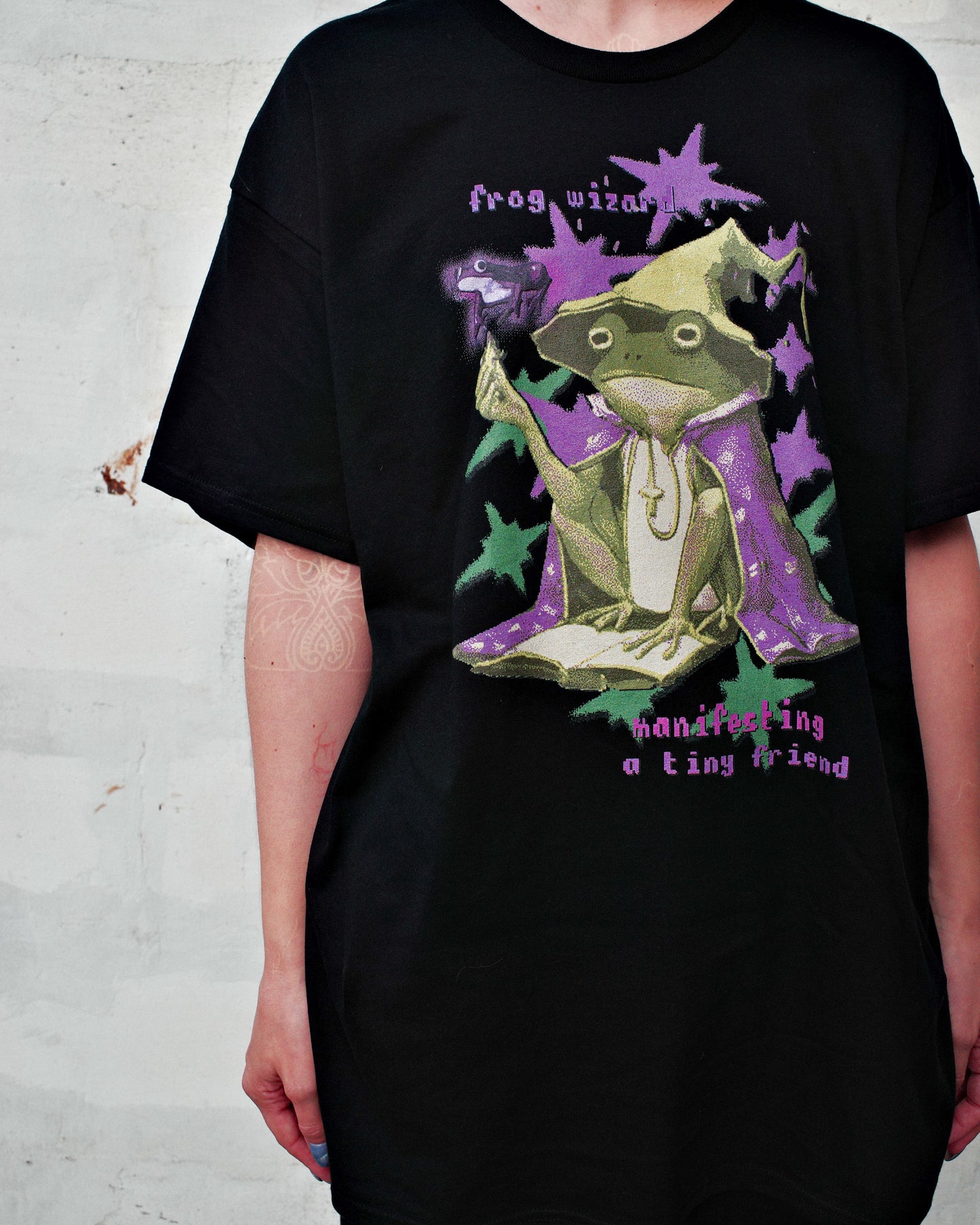 frog wizard - t-shirt