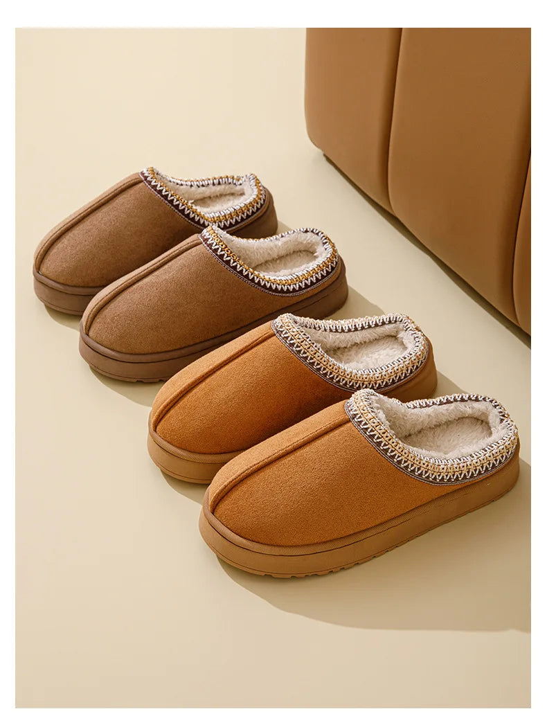Chaussons d'intérieur bohèmes d'hiver en peluche avec conception antidérapante et chaude pour des pieds confortables