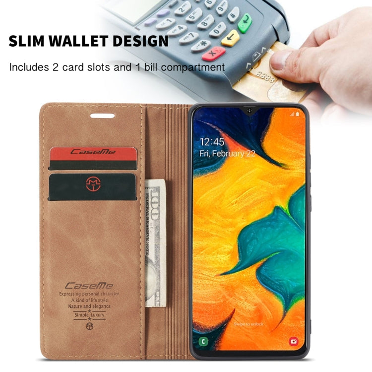 Étui en cuir à rabat horizontal givré rétro multifonctionnel CaseMe-013 pour Galaxy A40, avec fente pour cartes, support et portefeuille (marron)