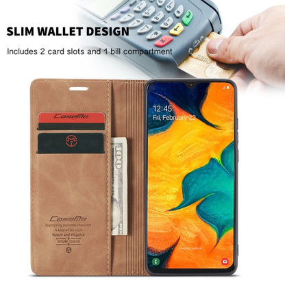 Étui en cuir à rabat horizontal givré rétro multifonctionnel CaseMe-013 pour Galaxy A40, avec fente pour cartes, support et portefeuille (marron)