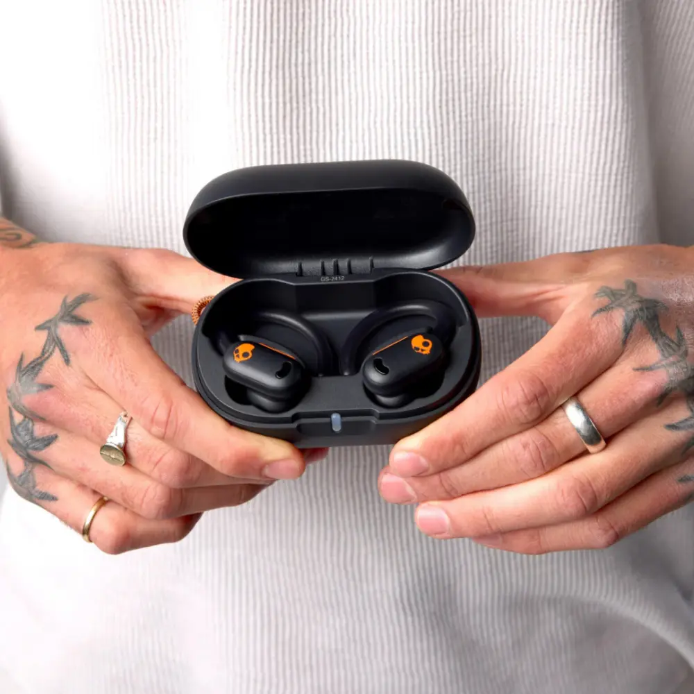 SKULLCANDY Push Active Wireless Bluetooth Noise-Cancelling Sports Earbuds - True Black & Orange
