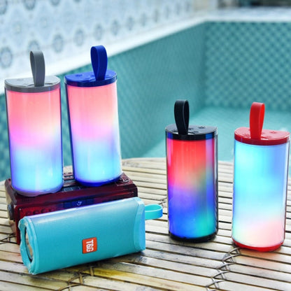 T&G TG169 Enceinte Bluetooth portable à LED Subwoofer étanche d'extérieur Stéréo 3D Mini haut-parleur sans fil Support AUX FM Carte TF (Noir)