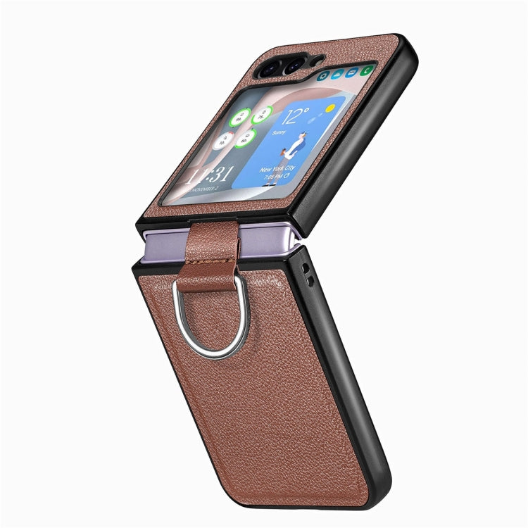 Pour Samsung Galaxy Z Flip6 / Flip7 FE JUNSUNMAY Étui de téléphone pliable en cuir litchi PC avec anneau de téléphone (marron)
