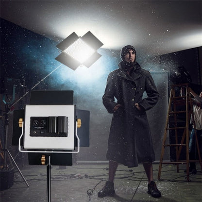 VLOGLITE W660S For Video Film Recording 3200-5600K Lighting LED Video Light with Tripod, Plug:EU Plug