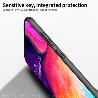 Pour Galaxy A50 MOFI Coque rigide ultra-mince en PC givré (or)
