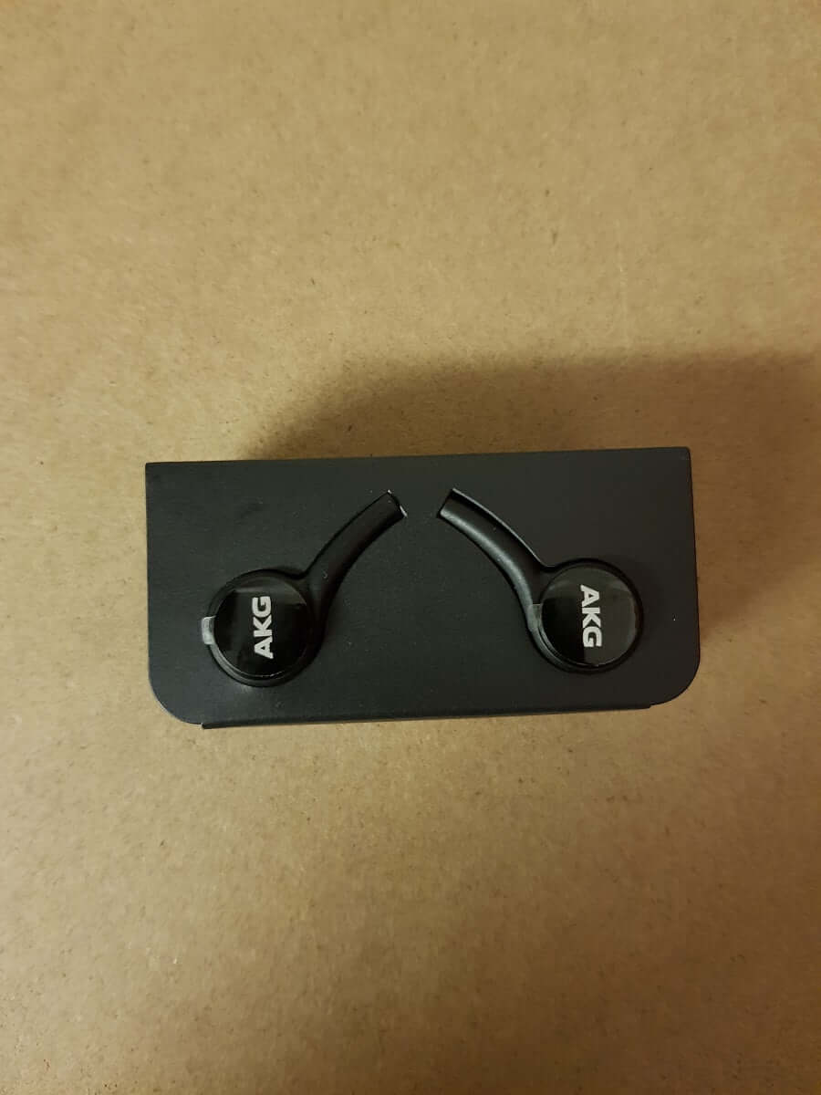 Samsung Tuned by AKG 3.5mm Earphones - Black