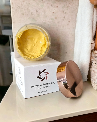 Turmeric Brightening Facial Clay Mask