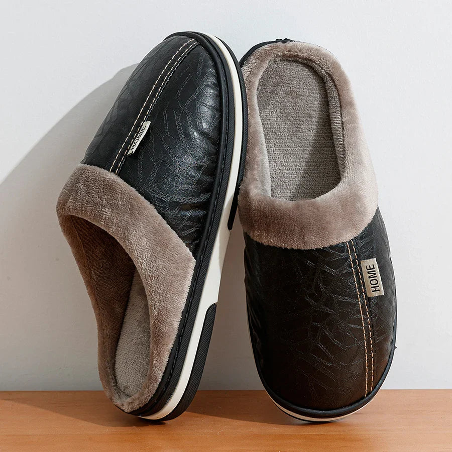 Pantoufles d'intérieur en cuir PU grandes tailles pour hommes, imperméables, plates, en fourrure, pour l'hiver, en coton, pour la chambre à coucher