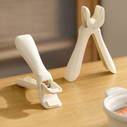 FaSoLa Household Anti-Scald Dish Clip Kitchen Non-Slip Insulated Plate Holder(Beige)