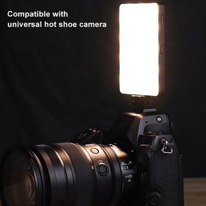 Lampe de poche rechargeable Desiontal M16 RGB Mini lumière de photographie LED Lumière d'appoint pour prise de vue en extérieur