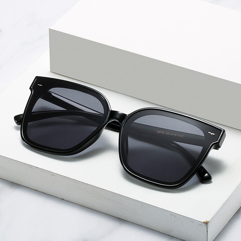Oversized Cat Eye Women's Sunglasses