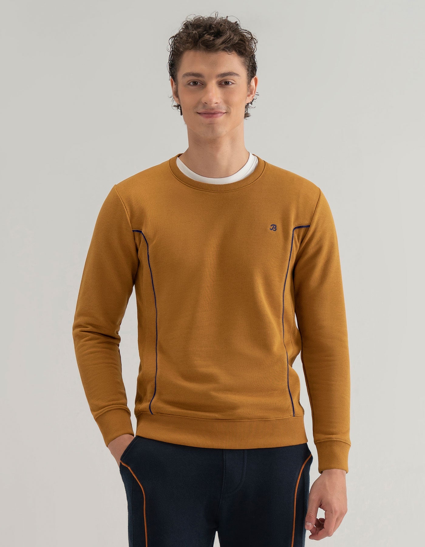 Sweat-shirt col rond moutarde moderne