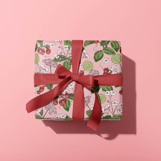 WOODLAND STRAWBERRY GIFT WRAP SHEET