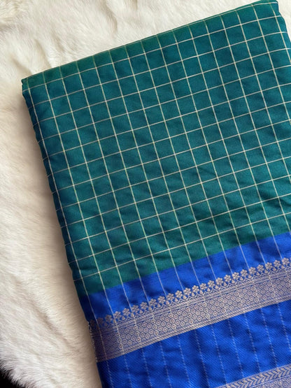 Emerald Green & Royal Blue Traditional Saree 💙💚