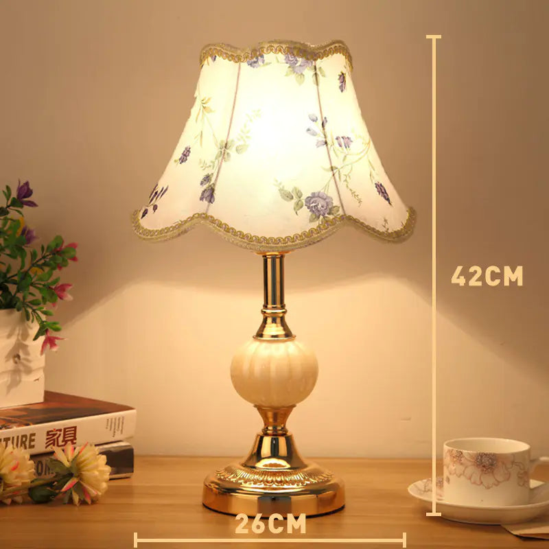 European Minimalist Glass Table Lamp - Vintage Style