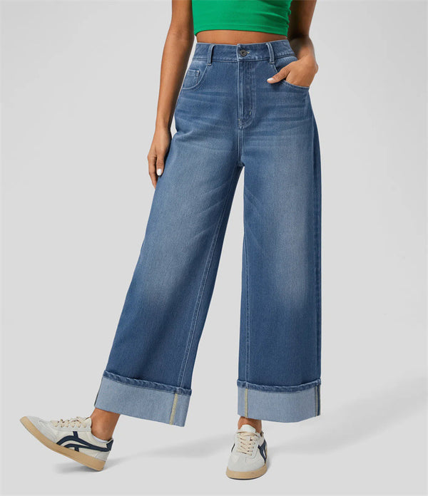 Jean droit à taille haute et ourlet retroussé