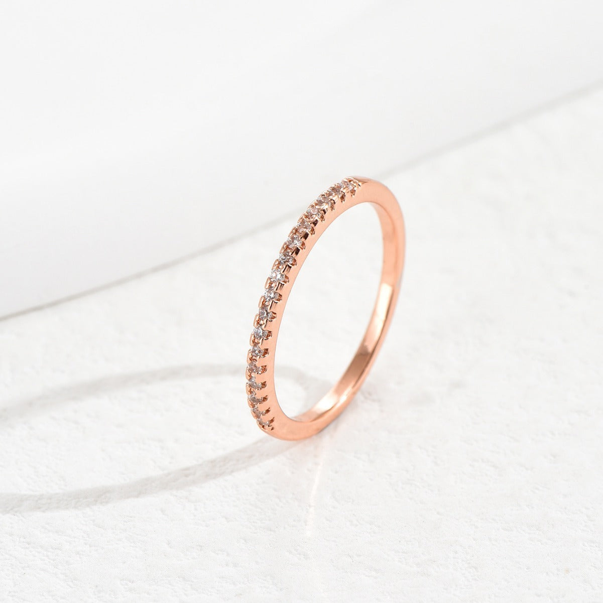 Micro-inlaid Zircon Ring Female Niche