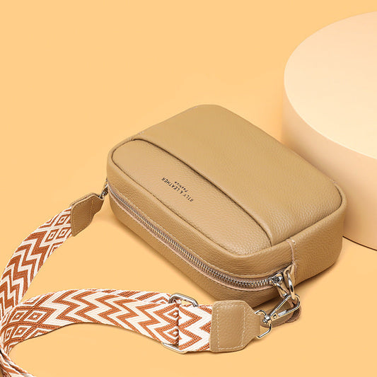 Sacs à bandoulière tendance avec broderie losange, large sangle et petit sac carré mignon pour femme