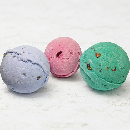 Set of Natural Bath Bombs with Shea Butter