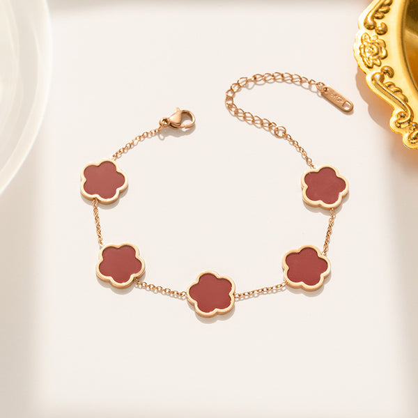 Bracelet en acier titane avec fleur d'herbe Parthenocissus