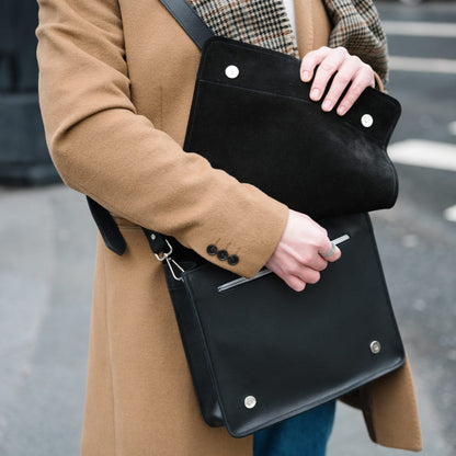 Sac bandoulière en cuir souple Tannery – Noir