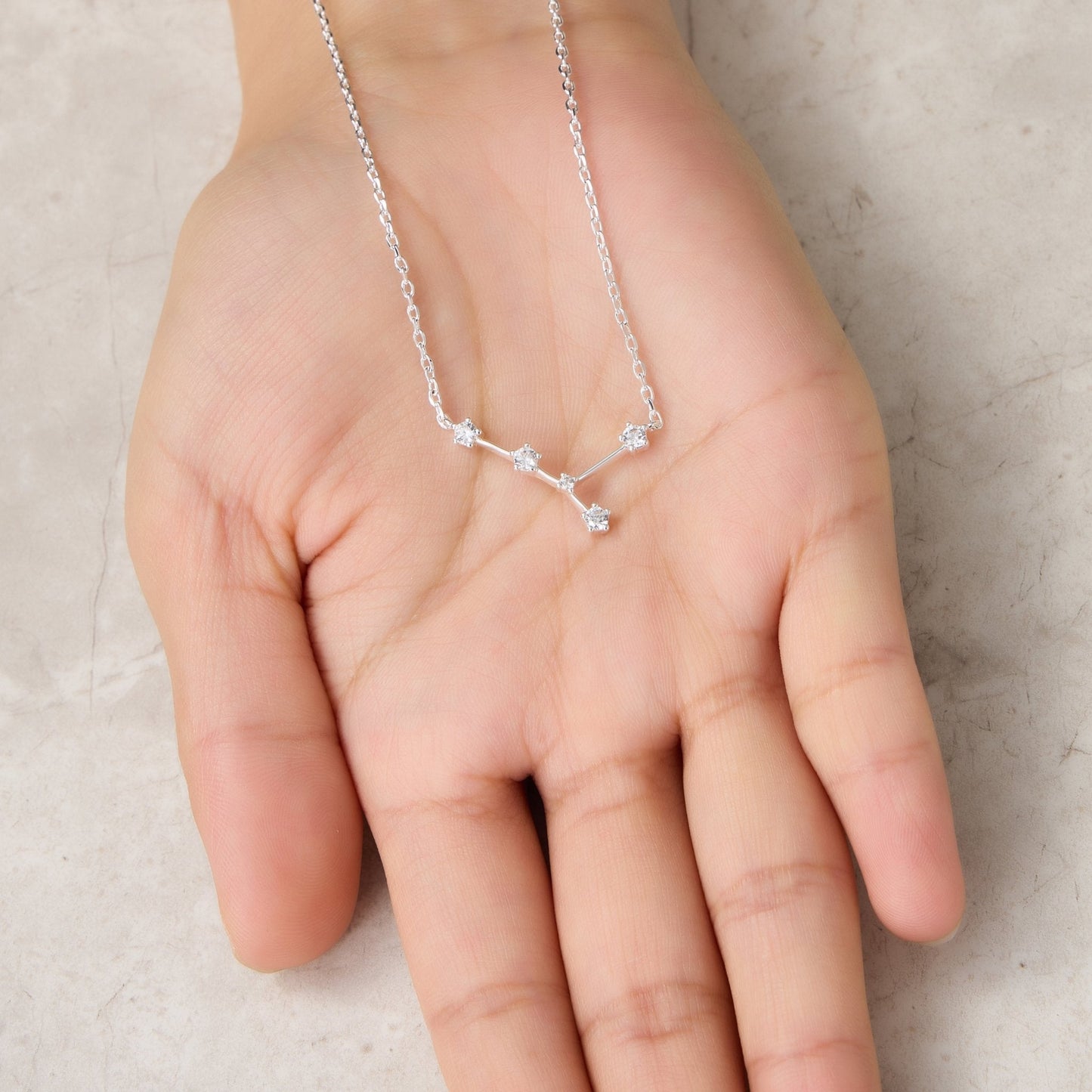 Collier Constellation Zodiaque Signe Astrologique Cancer et Carte de Citation avec Cristaux Zircondia®
