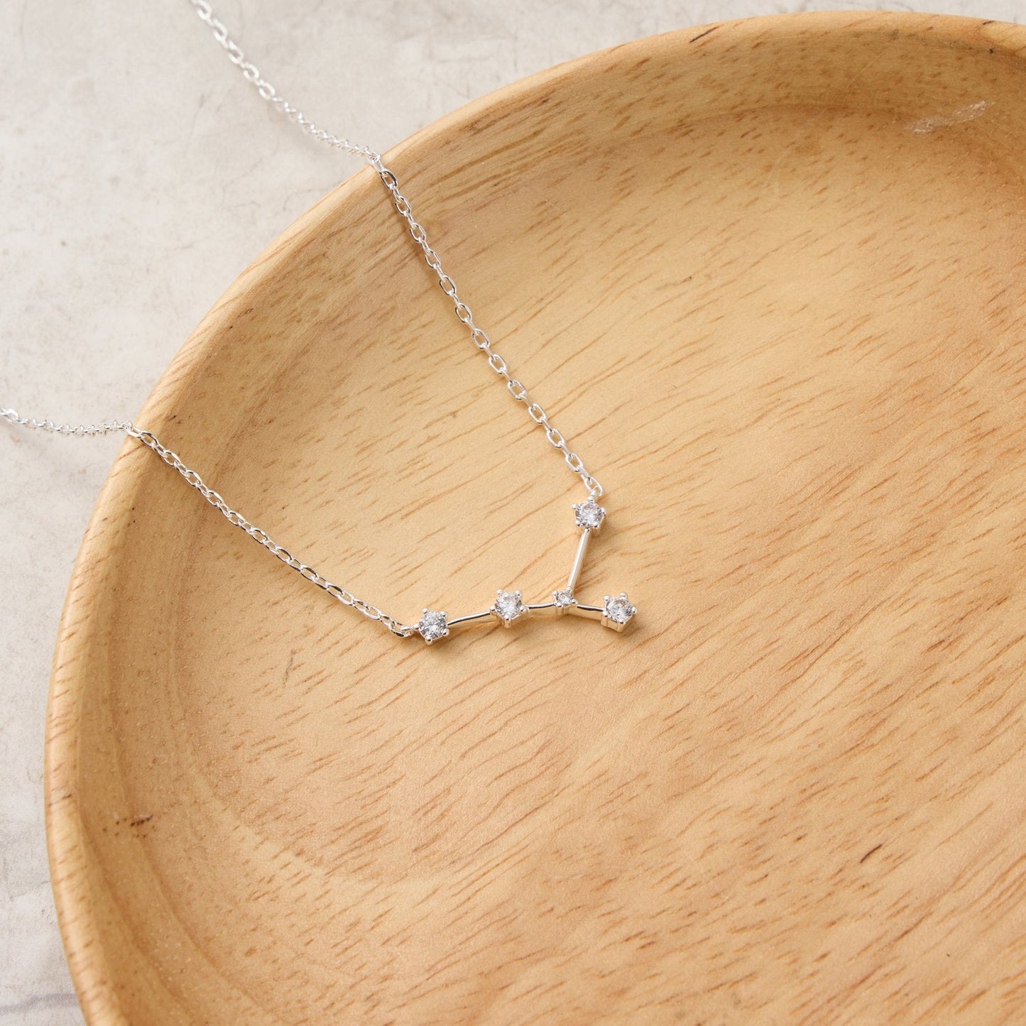 Collier Constellation Zodiaque Signe Astrologique Cancer et Carte de Citation avec Cristaux Zircondia®