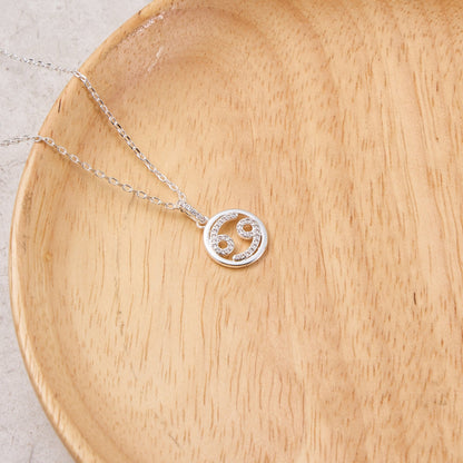 Collier Zodiaque Signe Astrologique Cancer et Carte de Citation avec Cristaux Zircondia®