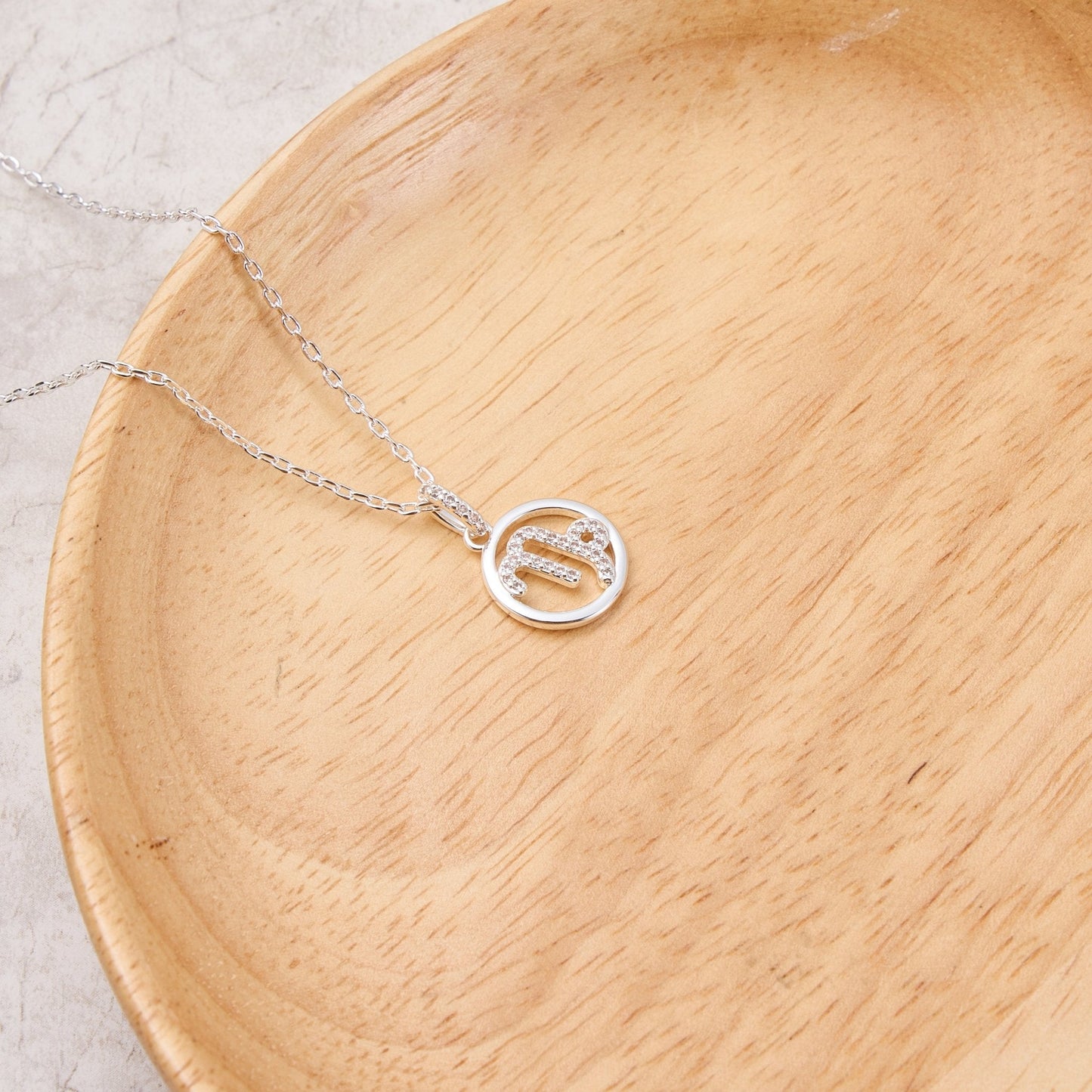 Collier Zodiaque Capricorne et Carte Citation avec Cristaux Zircondia®