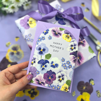 MOTHER'S DAY PANSY SCALLOP CARD