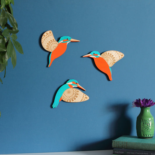 Wooden Flying Bird Wall Hanging Pendant