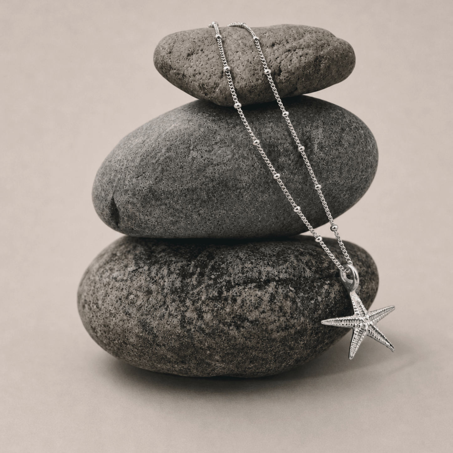 Collier étoile de mer délicat en argent