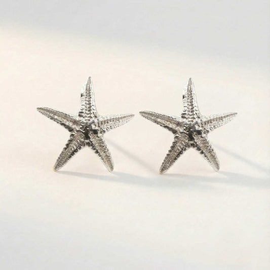 Puces d'oreilles étoile de mer en argent délicates