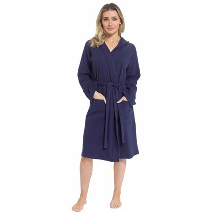 Peignoir de bain à capuche gaufré en coton pour femme, bleu marine, super absorbant, pour la maison, la détente et les voyages, par Daisy Dreamer