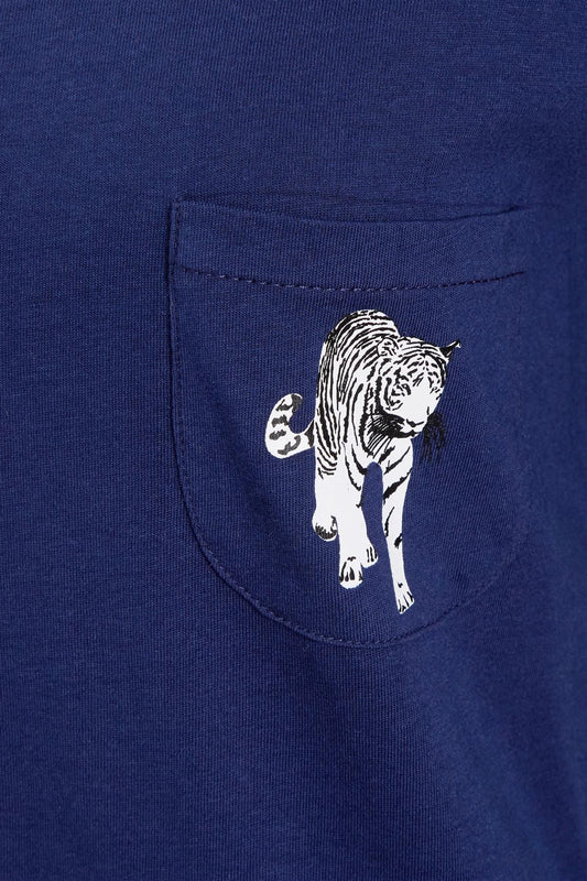 Ensemble de Pyjama Femme en Coton Imprimé Tigre Bleu Marine 100 % Coton Doux Coupe Ample Vêtement de Nuit Idéal pour Se Détendre et Dormir Plusieurs Tailles Disponibles par Daisy Dreamer
