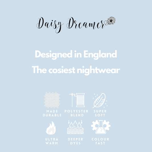 Ensemble de pyjama à capuche en polaire gris chatoyant pour femme avec bordure en sherpa, tenue de nuit confortable et élégante, cadeau pour femme par Daisy Dreamer
