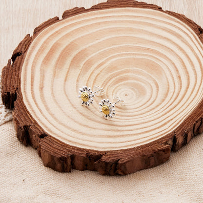 Daisy Stud Earrings
