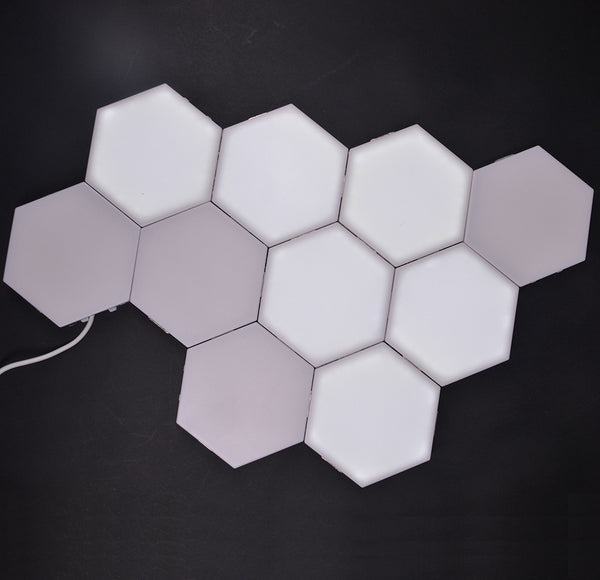 Quantum Touch Honeycomb Wall Lamp