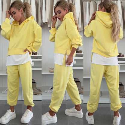 Women's Hooded Sweatshirt & Jogger Set - Two-Piece Sportswear