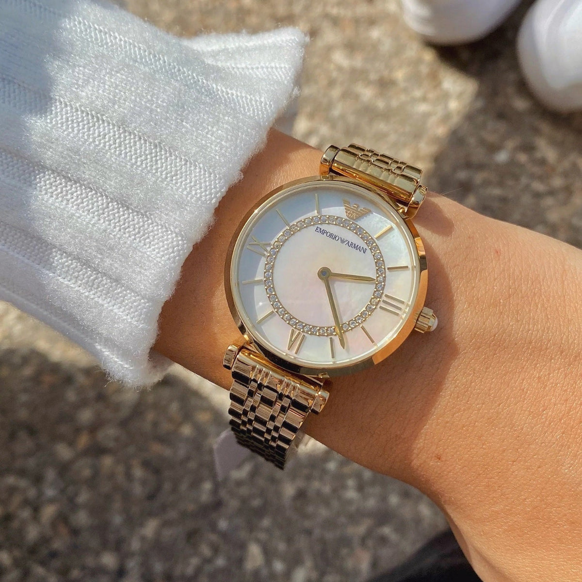 Montre pour femme Emporio Armani AR1907 Gianni T-Bar Dorée