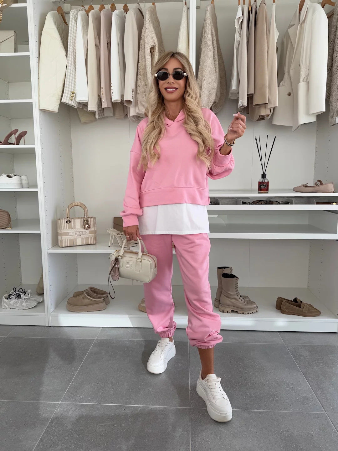 Women's Hooded Sweatshirt & Jogger Set - Two-Piece Sportswear