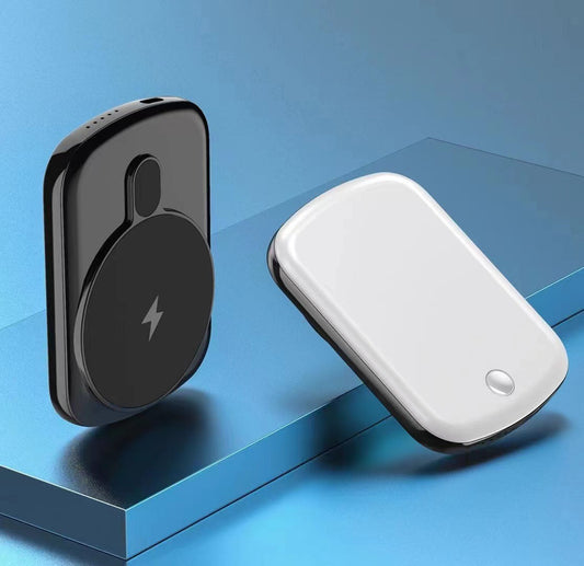 Magnetic 15W Wireless Power Bank
